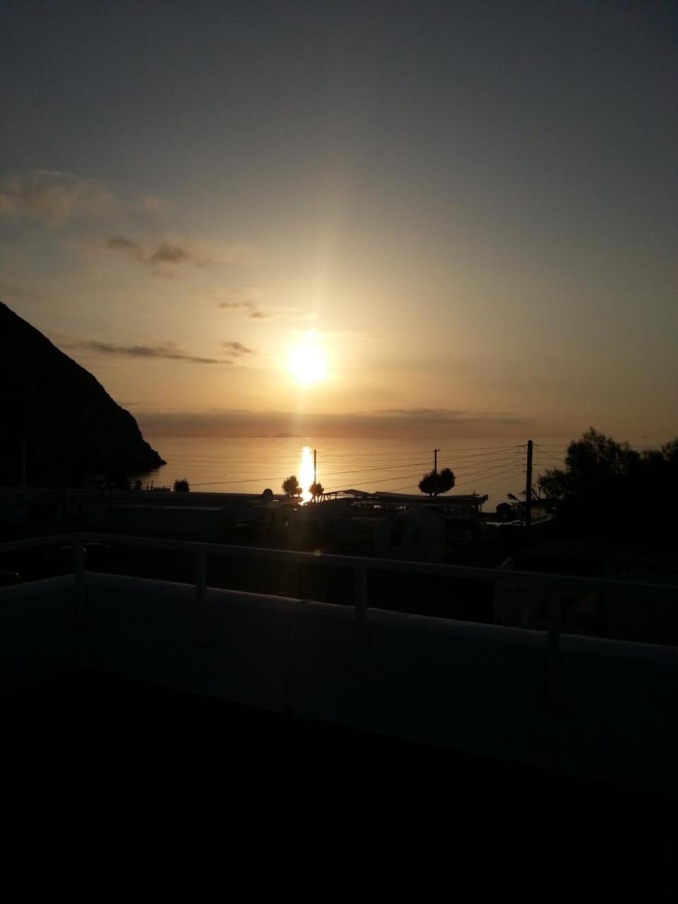 Sagma Beach Rooms Перисса Экстерьер фото